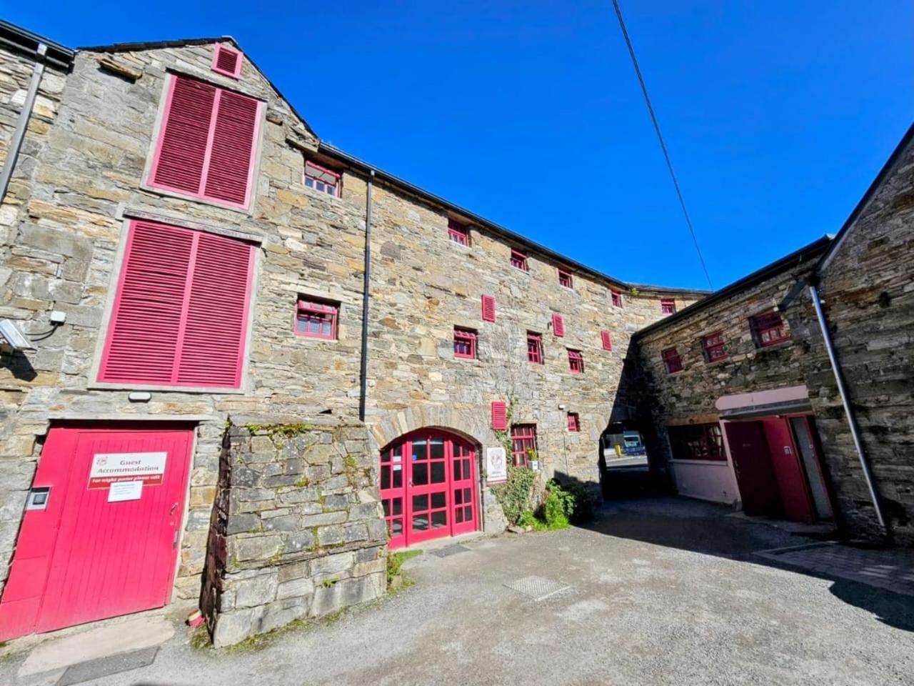 Old Mill Holiday Hostel Westport Exterior foto